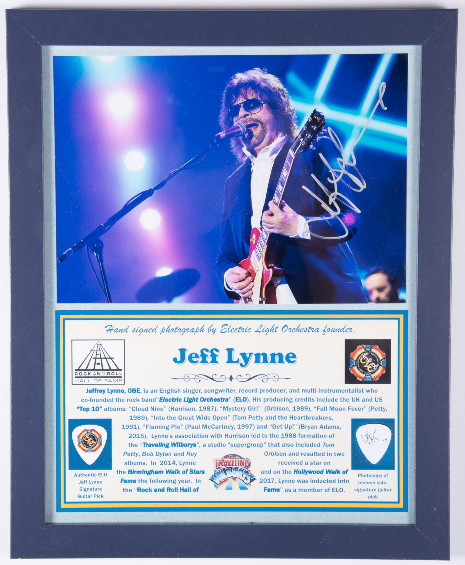 ELO JEFF LYNNE SIGNED PHOTO/PICK (1 of 2)