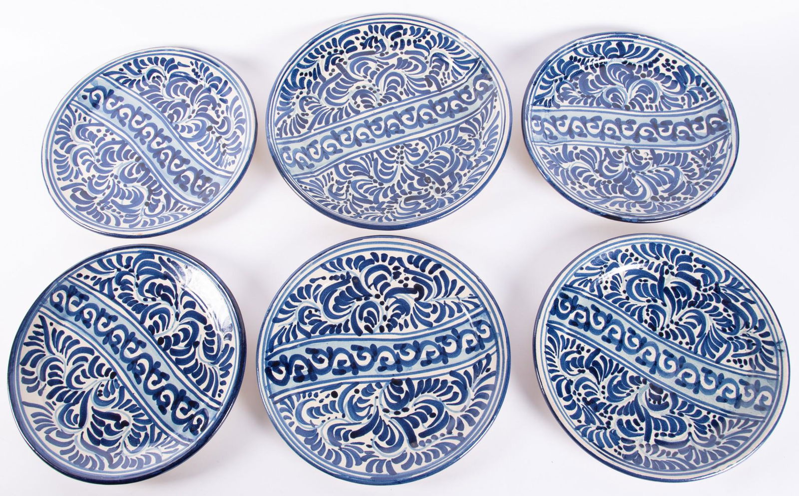 Mexican Blue and White Talavera Five Plates and One Serving Platter (1 of 3)