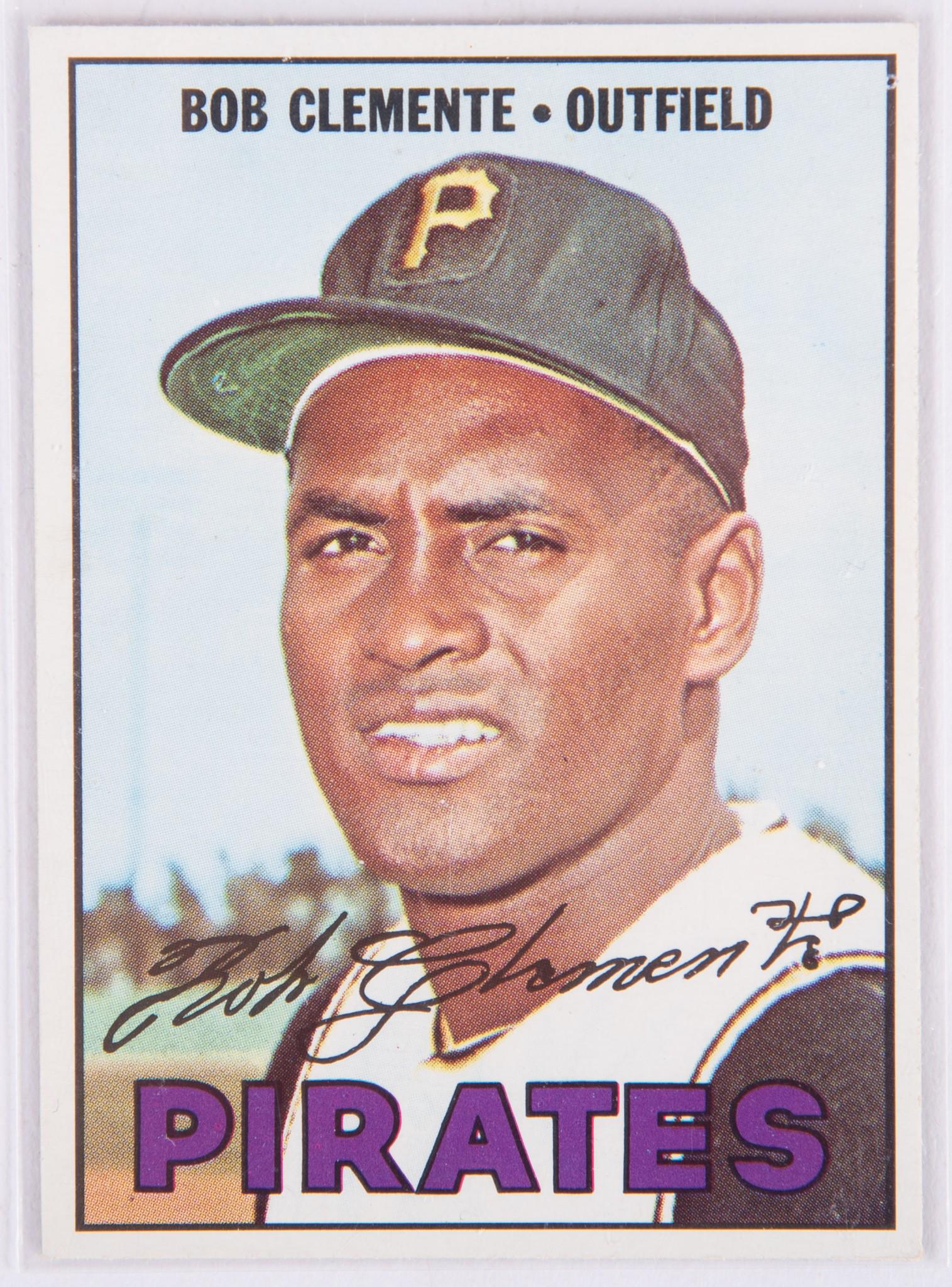 Bob Clemente 1967 Topps Baseball Card #400. (1 of 2)