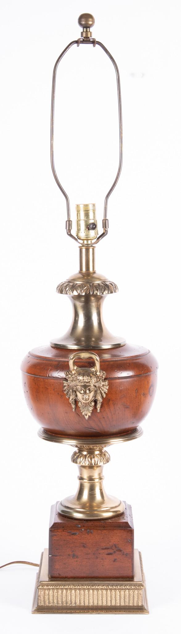 Frederick Cooper Classical Style Desk Lamp (1 of 3)