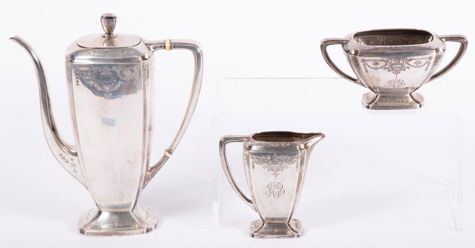 A Vintage Wallace Sterling Silver Coffee Set (1 of 5)