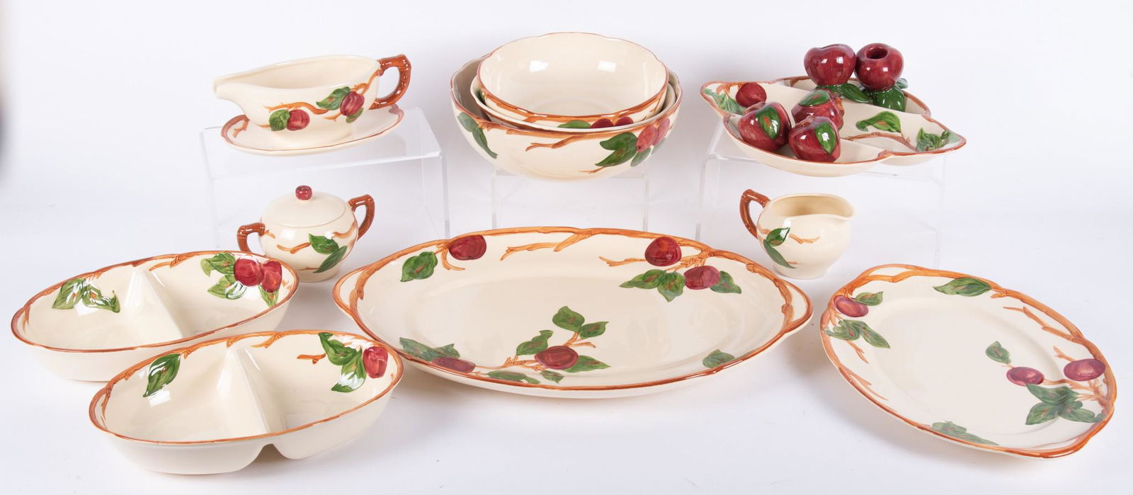 Large Collection of Franciscan "Apple" Earthenware Serving Pieces (1 of 6)