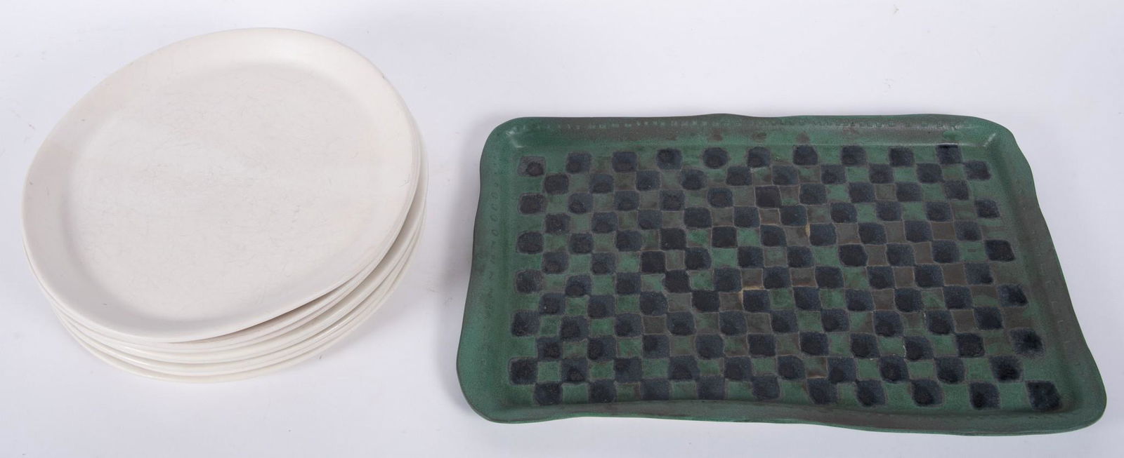 Sigrid Thatch, Eight White Glazed Ceramic Dinner Plates, together with a Green Glazed Tray with (1 of 2)