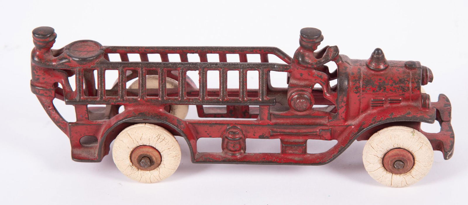 Kenton 1920s Cast Iron Fire Engine, Marked Kenton, Ohio (1 of 3)