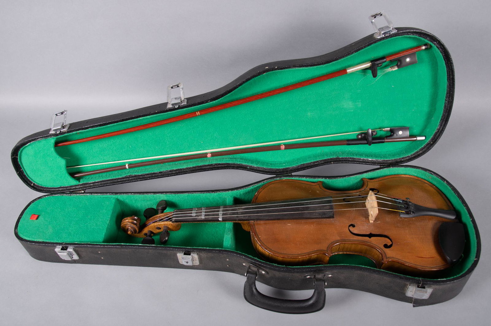 Lion & Healy Violin after Jacobus Stainer (1 of 4)