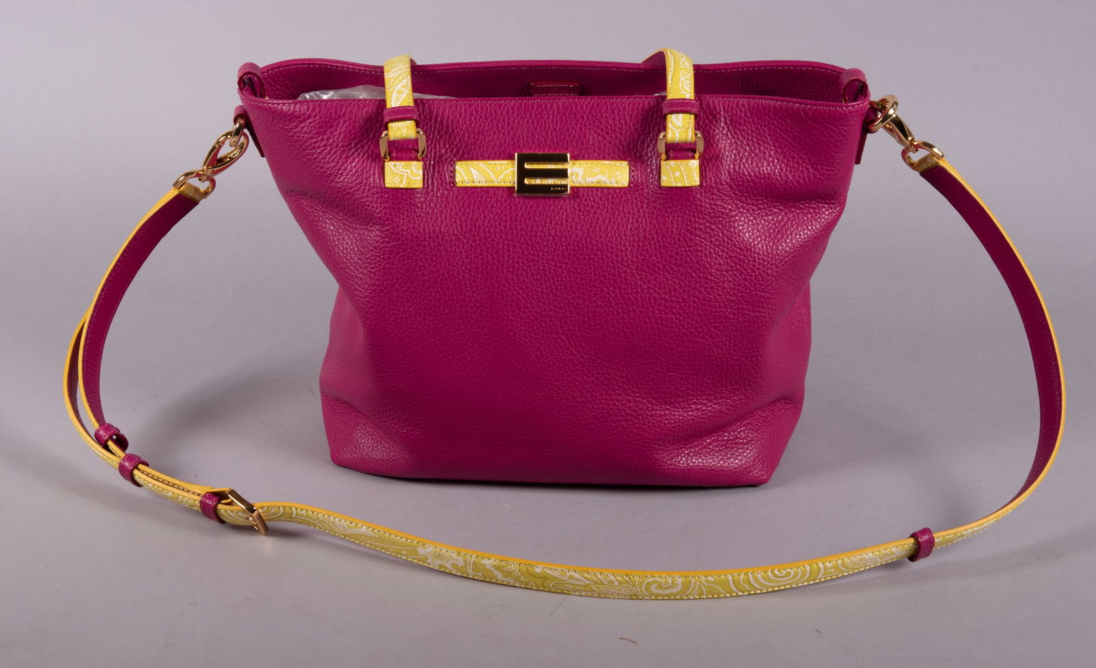 Etro Fuchsia Leather Handbag: New Etro, Made in Italy, Fuchsia leather handbag with detachable shoulder strap. New without tags.