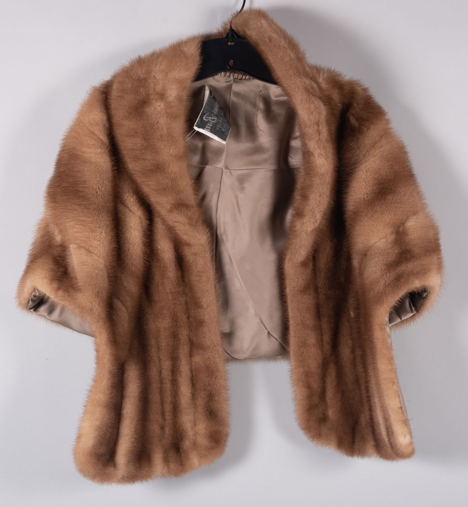 Autumn Haze Mink Stole, Famous Barr Fur Salon, Saint Louis (1 of 3)