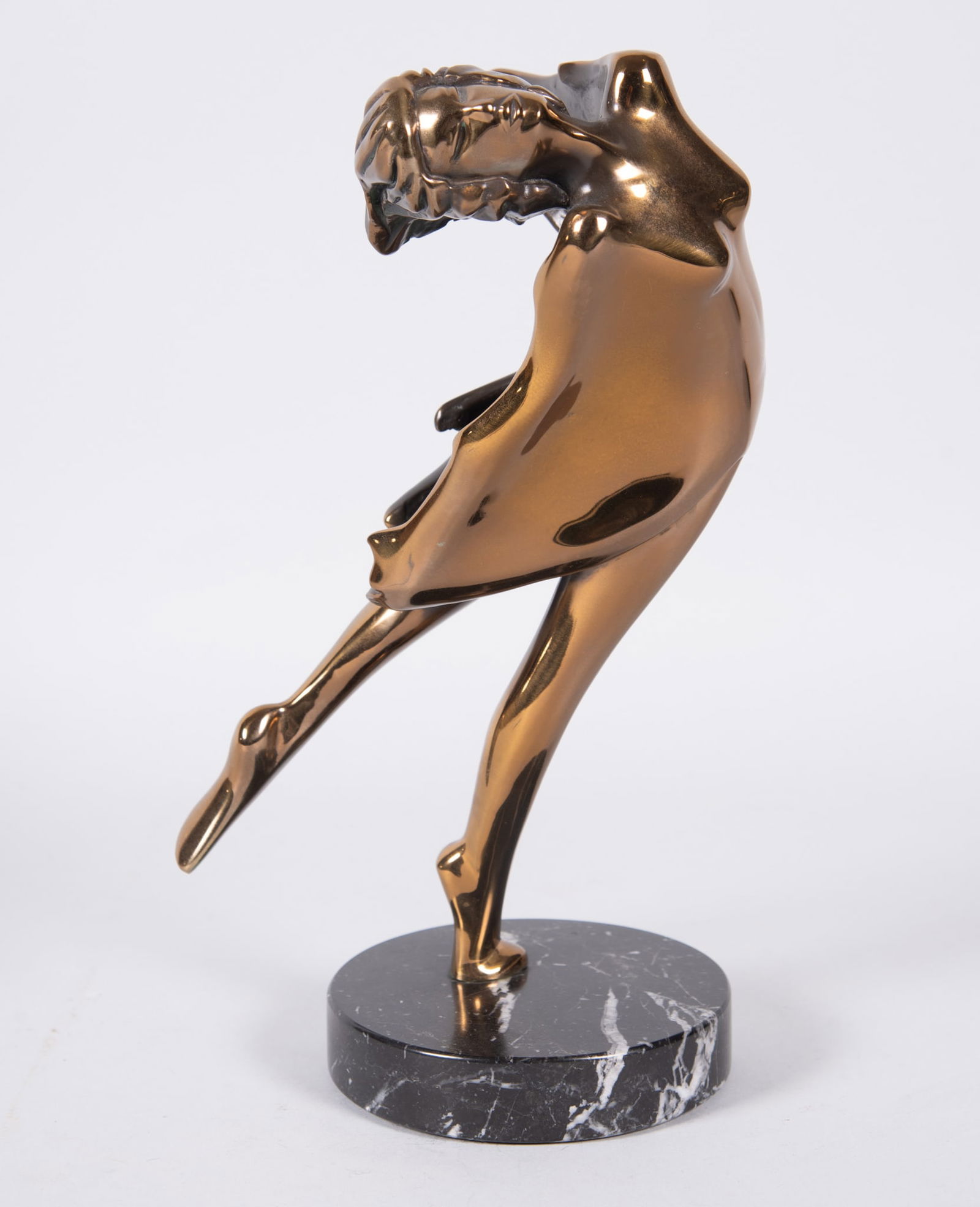 Tom Bennett, California (b. 1928), Nova, bronze, ed. 108/500: Tom BennettCalifornia, (b. 1928)Novabronze, ed. 108/500Height: 11 inches