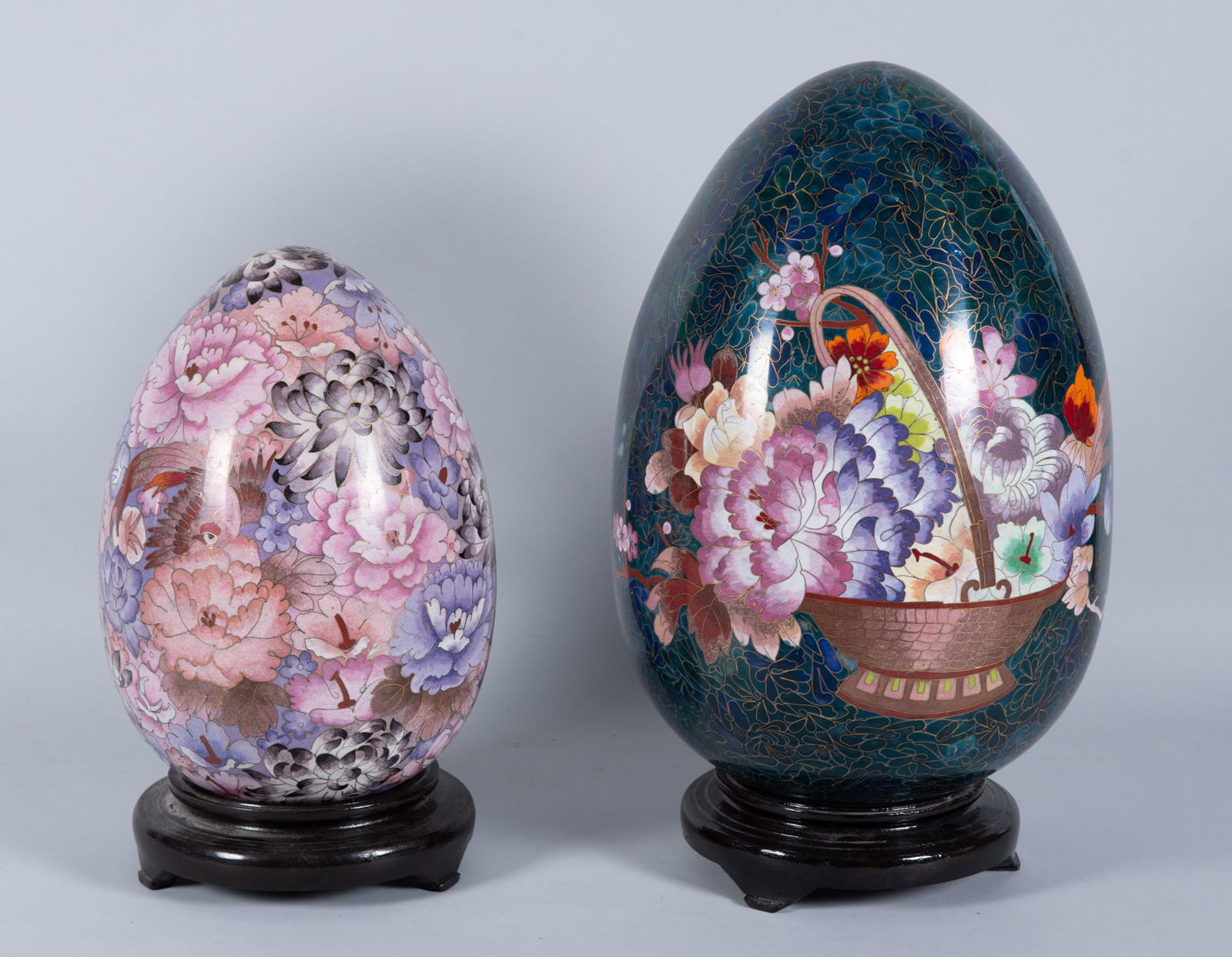 Two Large Chinese Cloisonne Eggs (1 of 4)