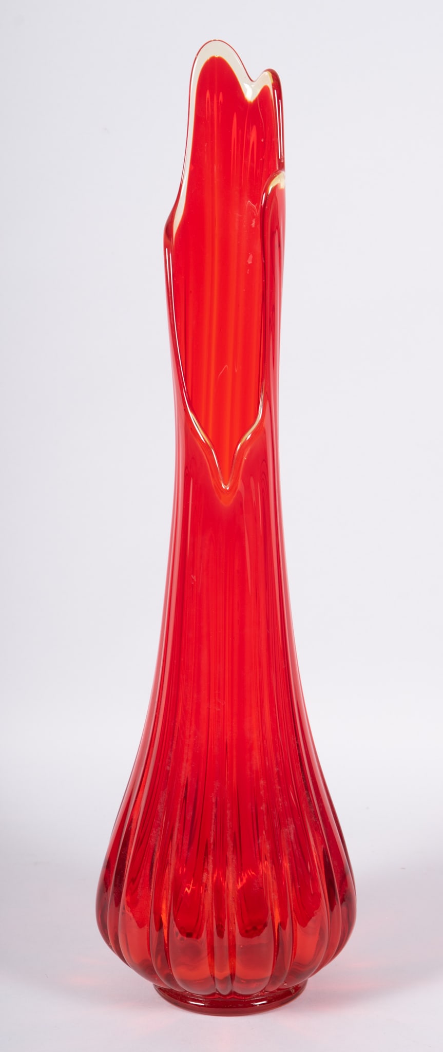 Tall Amberina Red L.E. Smith Swung Art Glass Vase (1 of 4)