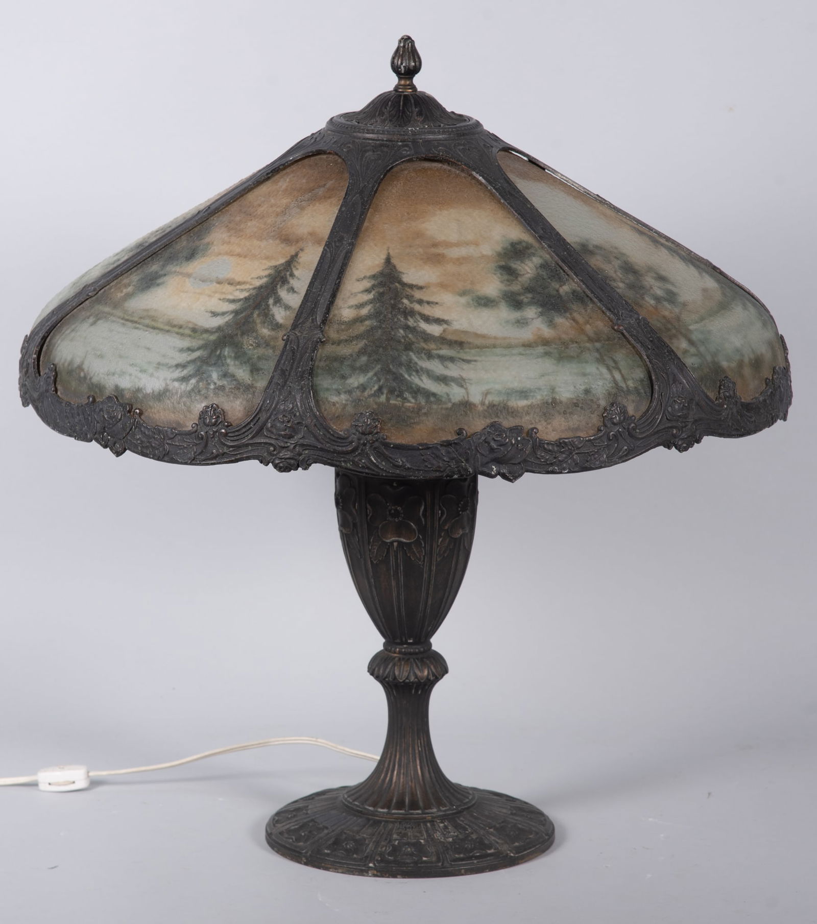 Edward Miller & Co. Scenic Table Lamp Circa 1920s (1 of 4)