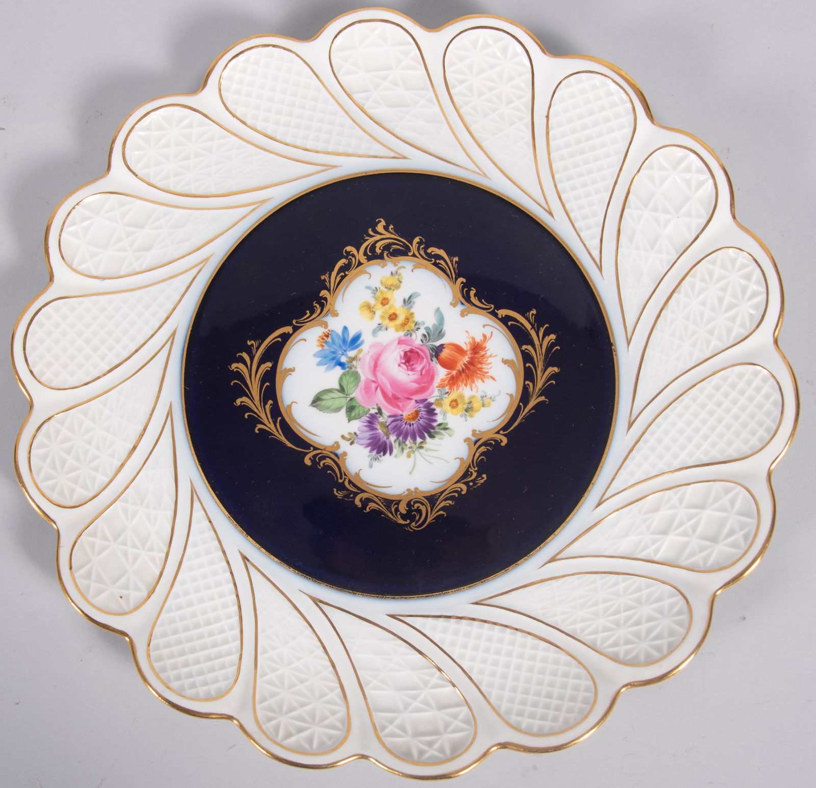 A Meissen Porcelain Desert Tray (1 of 3)