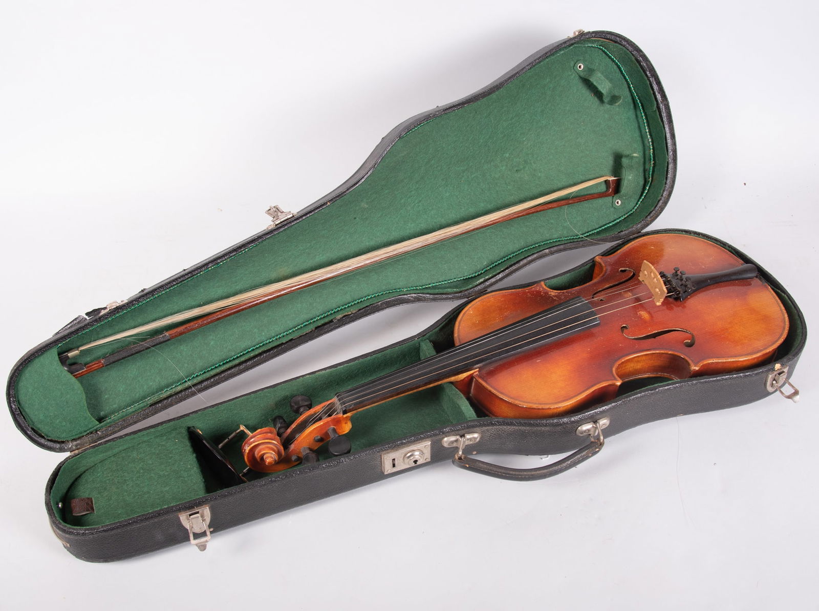 Karl Knilling Stradivarius Model 1732 Violin, Bow and Original Case (1 of 3)