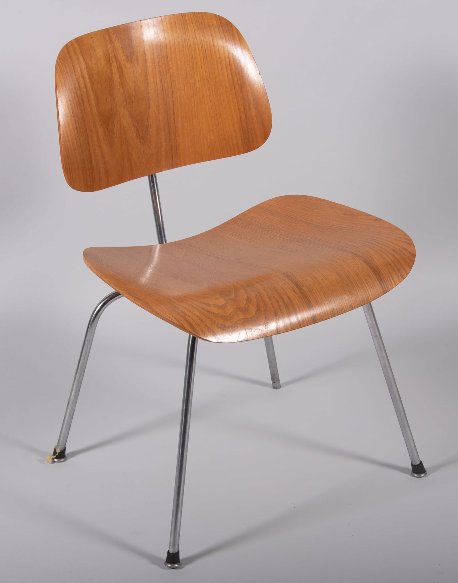 Eames For Herman Miller Dcm Chair Auction