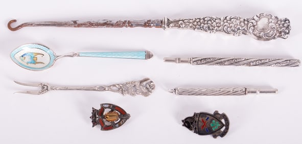 Collection of Rare Victorian Scottish Brooch and Accessories