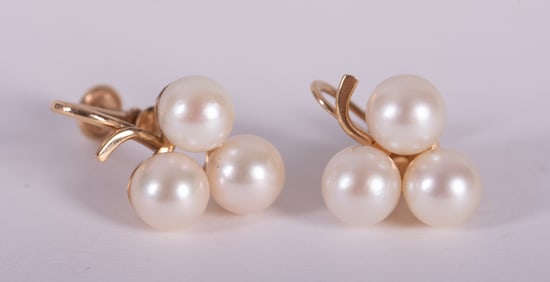 14k Yellow Gold Cultured Pearl Earrings