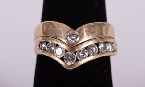 14K Yellow Gold Chevron Style Ring w/Diamonds