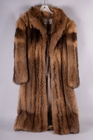 Ladies Full Length Japanese Tanuki Raccoon Coat Retailed by The Fur Centre, Saint Louis