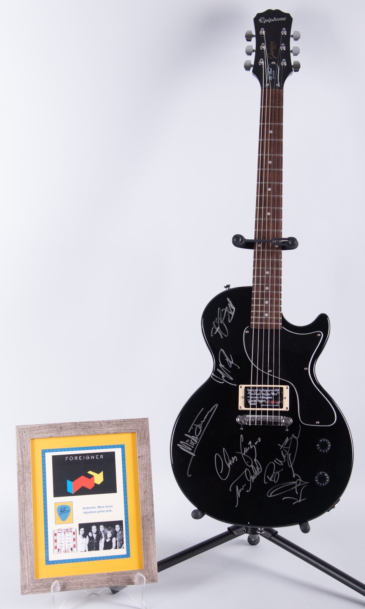 FOREIGNER FULLY SIGNED ELECTRIC GUITAR WITH BONUS FRAMED MICK JONES (FOUNDING MEMBER), GUITAR PICK (1 of 4)