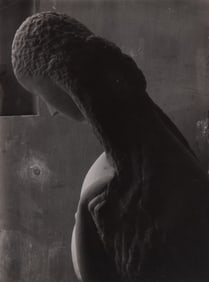 Constantin Brancusi, Romania / France (1867-1957), Femme se Regardant dans un Miroir, 1909, gelatin