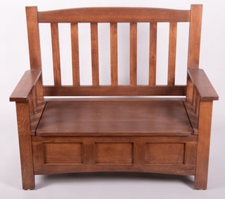 A Fine Pair Of Twentieth Century Arts And Crafts Settles