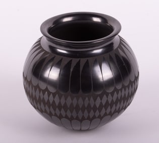 Mata Ortiz Ceramic Vessel