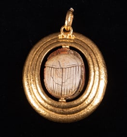 Gurhan Antiquities Scarab Pendant set in 18K Yellow Gold