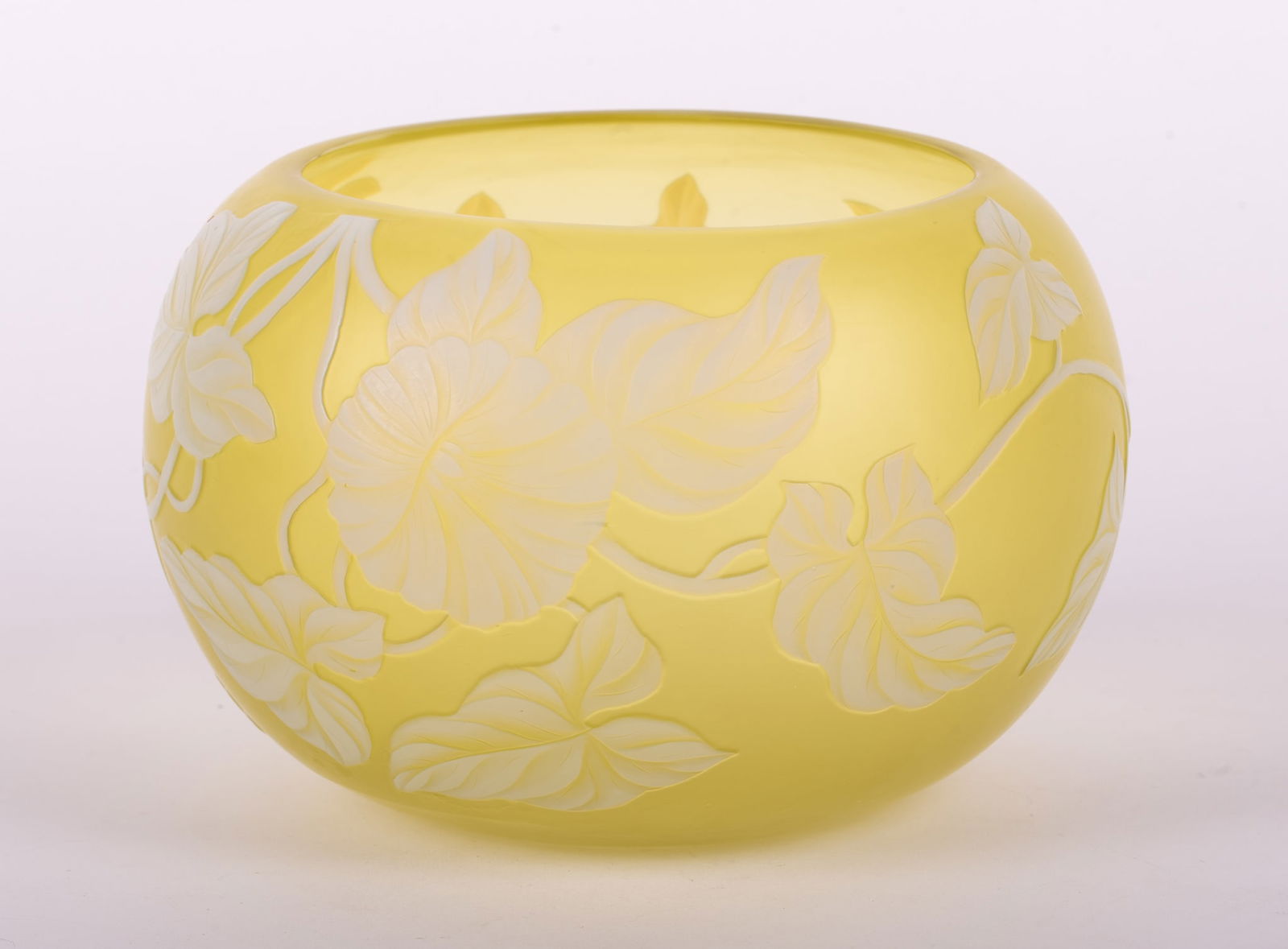 A Thomas Webb Citrine Cameo Glass Bowl: A Thomas Webb Citrine Cameo Glass BowlStourbridge, 19th century, a round citrine color wide-mouth bowl having a white overlay of trumpet vines. Circular base mark, Thomas Webb & Sons CameoApproximatel
