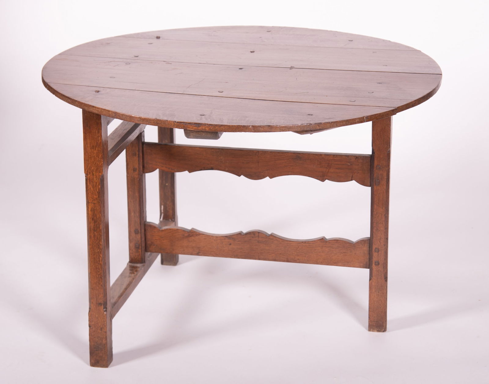 Antique Gateleg Table (1 of 4)