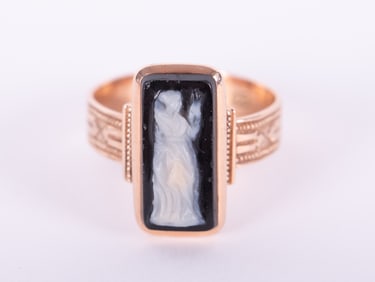 Victorian 14k Yellow Gold Cameo Ring