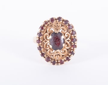 Vintage 10k Yellow Gold Ring set with Dark Quartz