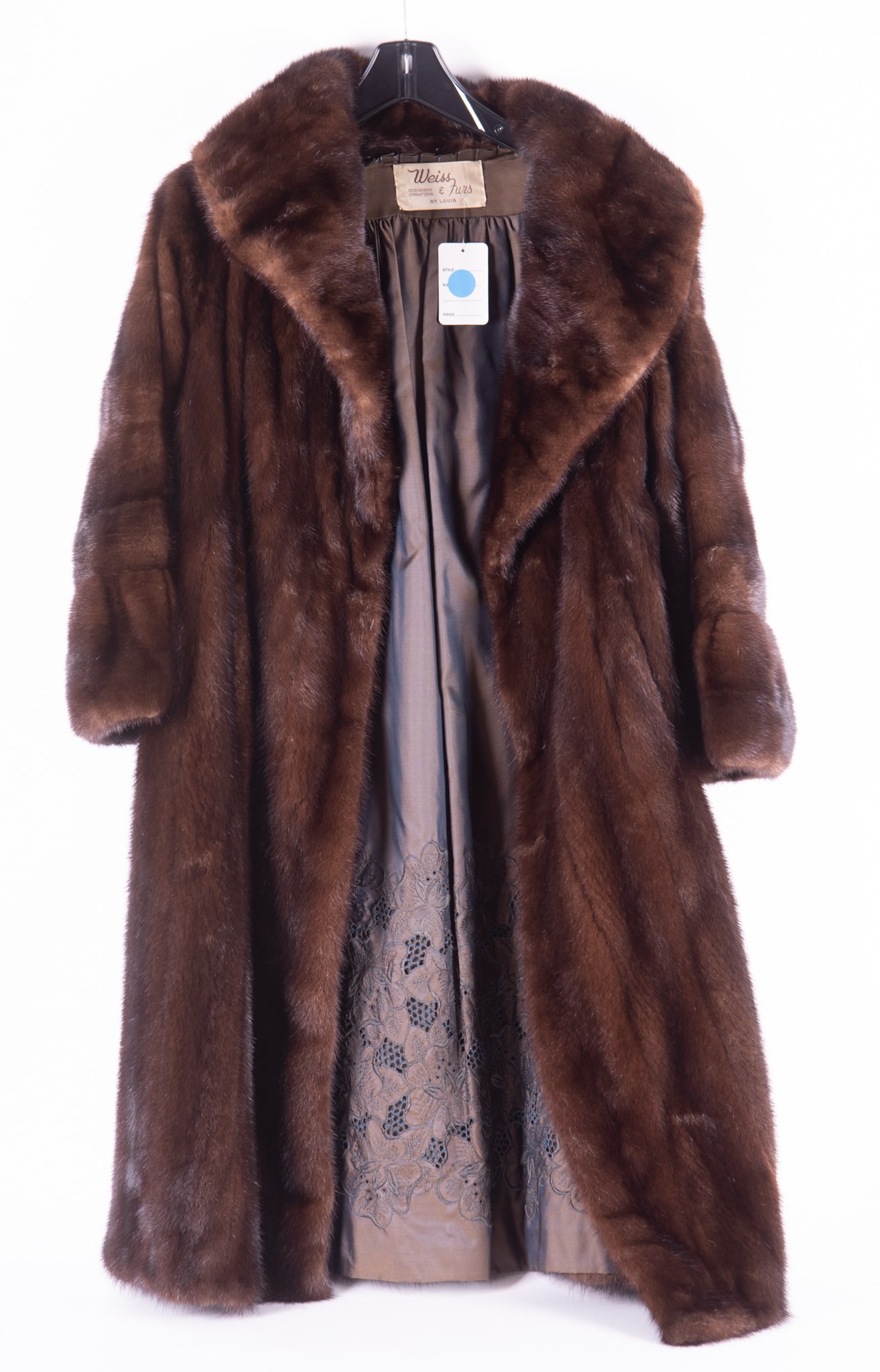 Vintage Ladies Mahogany Mink Coat Retailed by Weiss & Furs, St. Louis (1 of 3)