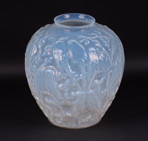 A Vintage Czechoslovakian Opalescent Glass Parakeet Vase