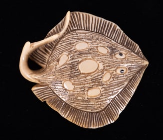 Signed Stingray Netsuke Japan