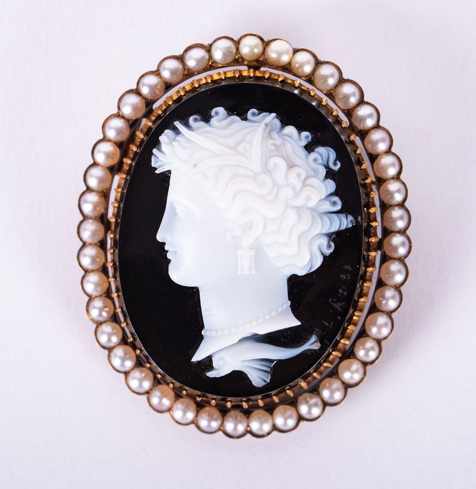 Antique Agate Cameo Mounted in Yellow Gold with Pearls (1 of 4)