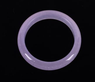 Chinese Lavender Jade Bangle