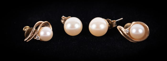 Cultured Pearl Stud Earrings