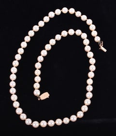 Cultured Pearl Necklace with 14K Yellow Gold Clasp