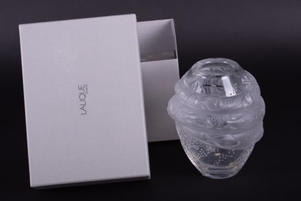 A Lalique Marina Fish Vase