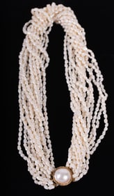 Fresh Water Pearl Necklace with !4K Mabe Pearl Clasp