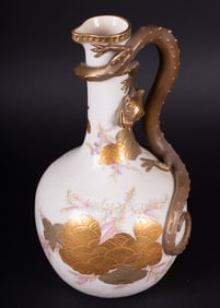 An Antique English Worcester Porcelain Dragon Ewer