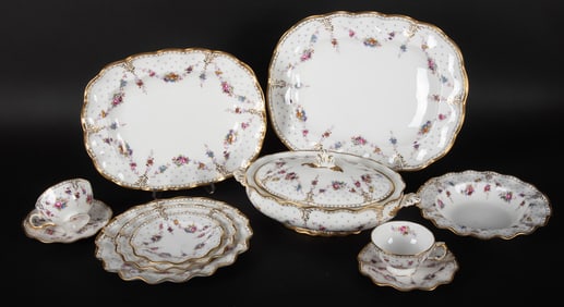 An Extensive Royal Crown Derby Porcelain Dinner Service, Royal Antoinette