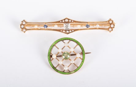 14K Yellow Gold Bar Pin along with a 9ct Circular Pin