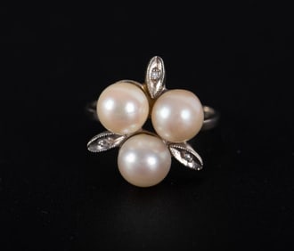 14K White Gold, Pearl & Diamond Ring