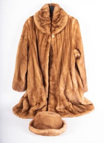 Mink Coat, Natural Demi-Buff (Gloria) Stroller together with Demi-Buff/Crystal Fox Hat