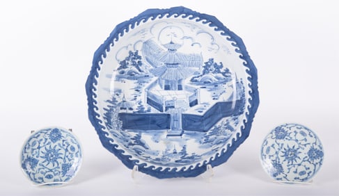 A Large Chinese Blue and White Porcelain Low Bowl
