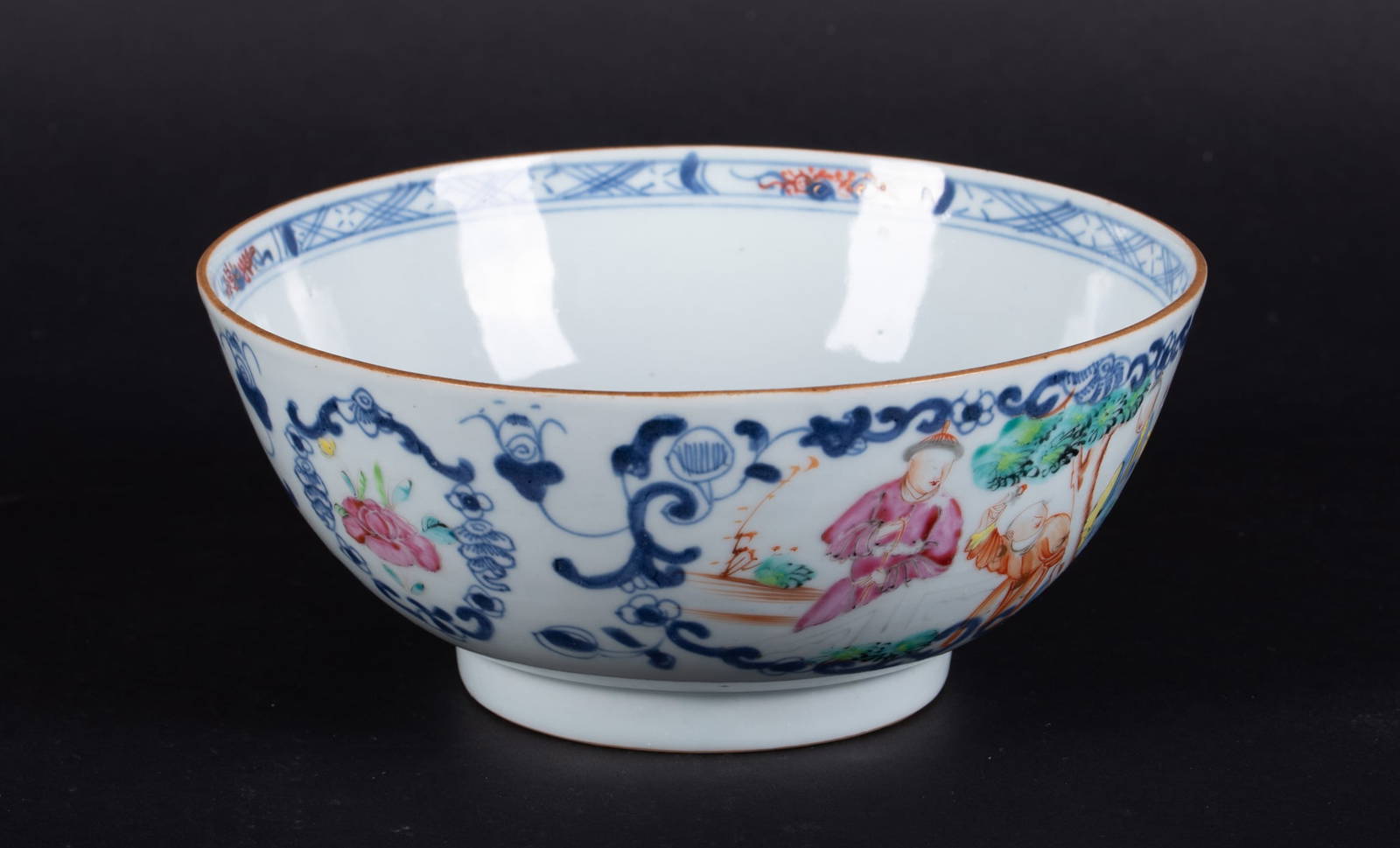 Chinese Export Porcelain Bowl