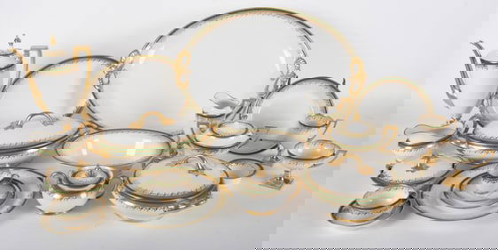 An Extensive French Porcelain Dinner Service, Jean Pouyat