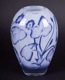 A Floating Flowers Art Glass Vase, Ollie Brozen for Kosta Boda