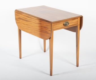 Antique English Pembroke Table
